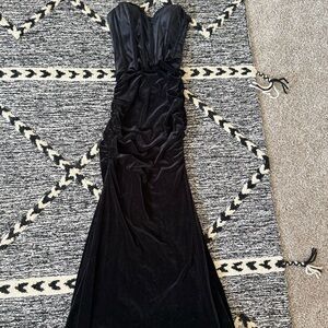 Fashion Nova Black Strapless Dress